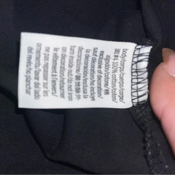 PINK Victoria's Secret Brand Womens medium Black Pocket T-Shirt - Picture 4 of 4